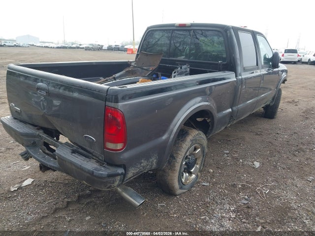 2004 FORD F-250 1FTNW21PX4EB33188 Photo 3