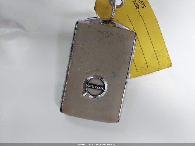 2018 VOLVO XC60 YV4102RL3J1040420 Photo 10