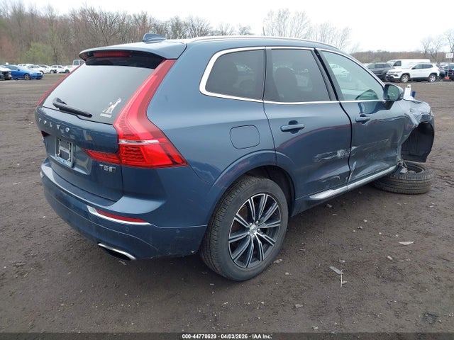 2018 VOLVO XC60 YV4102RL3J1040420 Photo 3
