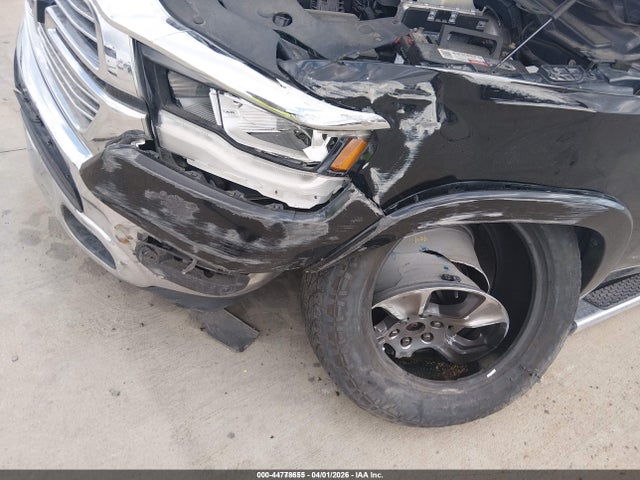 1C6SRFJT9KN521712 RAM 1500 Laramie 4x4 5&#039;7 Box