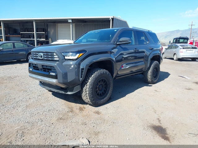 2025 Toyota 4runner Limited მანქანა იყიდება აუქციონზე, vin: JTEVA5BR1S5051357, აუქციონის ნომერი: 44778704