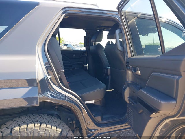 2025 Toyota 4runner Limited მანქანა იყიდება აუქციონზე, vin: JTEVA5BR1S5051357, აუქციონის ნომერი: 44778704
