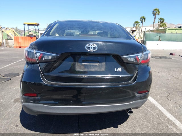 3MYDLBYV6HY181600 Toyota YARIS IA