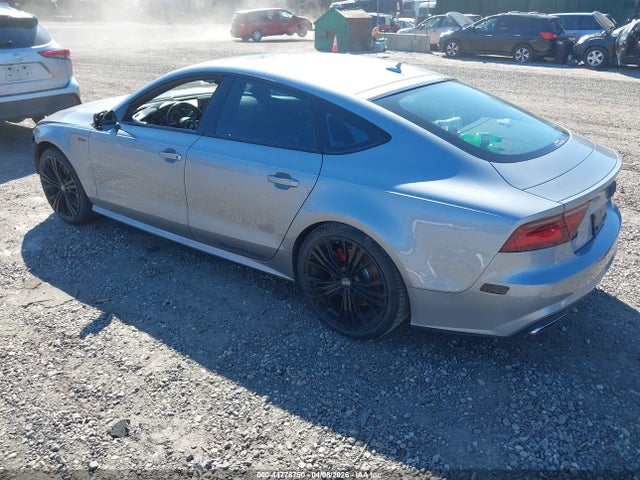 2016 AUDI A7 WAUWGAFC1GN089164 Photo 2