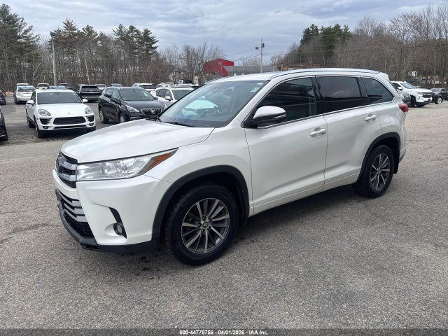 2018 TOYOTA HIGHLANDER 5TDJZRFH7JS537362 Photo 1
