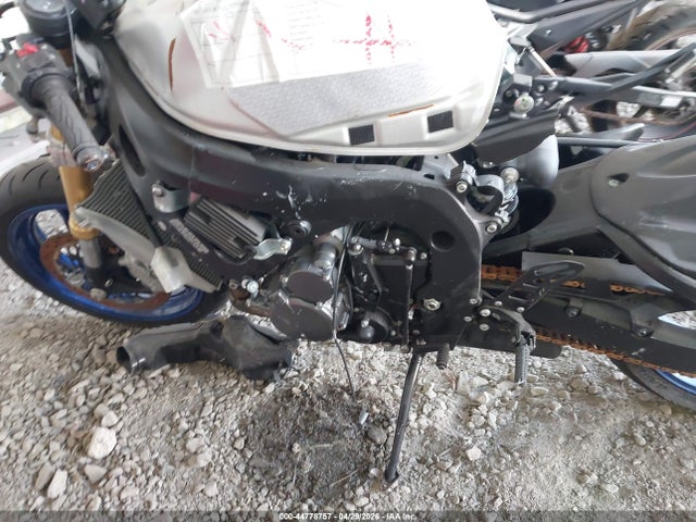 Suzuki GSX-R750 2026 JS1GR7MA7T7100358 Image 9