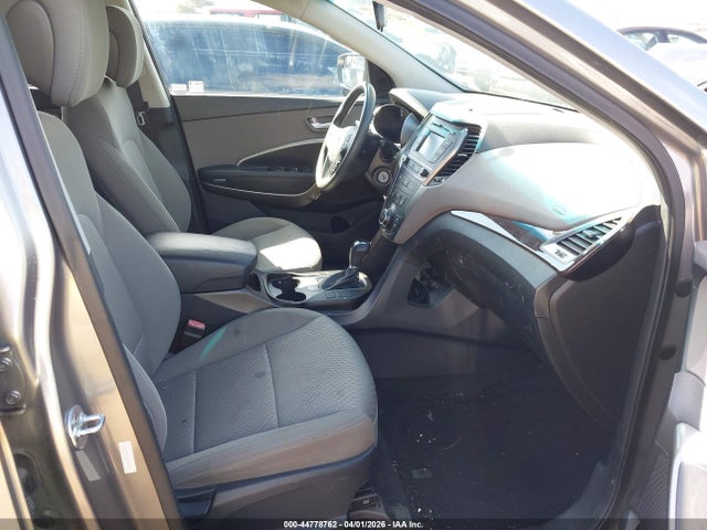 5XYZTDLB7HG410707 Hyundai Santa Fe Sport 2.4l