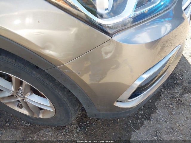 5XYZTDLB7HG410707 Hyundai Santa Fe Sport 2.4l