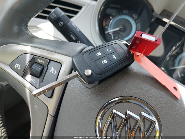 44778781 :رقم المزاد ، 1G4GC5E32DF121682 vin ، 2013 Buick Lacrosse Leather Group مزاد بيع