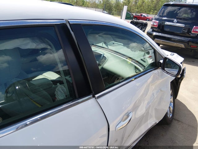 44778781 :رقم المزاد ، 1G4GC5E32DF121682 vin ، 2013 Buick Lacrosse Leather Group مزاد بيع