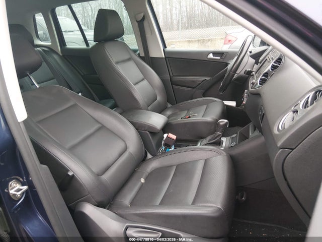 44778810 :رقم المزاد ، WVGBV7AX5GW608677 vin ، 2016 Volkswagen Tiguan Se مزاد بيع