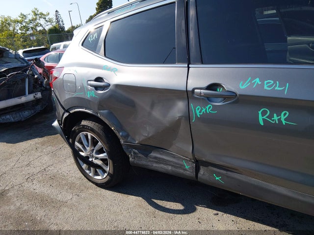 JN1BJ1CV1LW550556 Nissan Rogue Sport Sv Fwd Xtronic Cvt