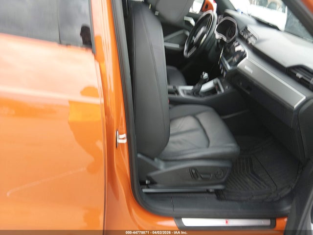 2024 Audi Q3 Premium 45 Tfsi S Line Quattro Tiptronic მანქანა იყიდება აუქციონზე, vin: WA1DECF35R1047466, აუქციონის ნომერი: 44778871