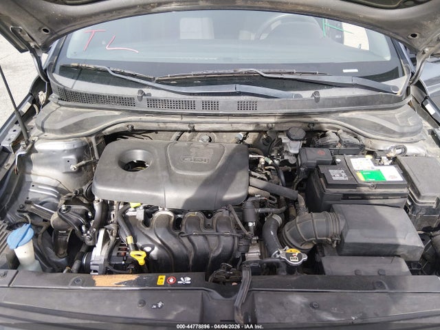 3KPC24A3XKE068369 Hyundai ACCENT SE