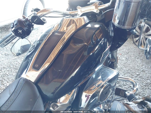 1HD1KH718RB634636 Harley-Davidson FLTRX