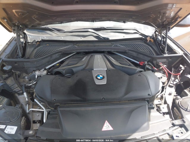 2015 Bmw X5 Xdrive50i მანქანა იყიდება აუქციონზე, vin: 5UXKR6C58F0J78142, აუქციონის ნომერი: 44778934