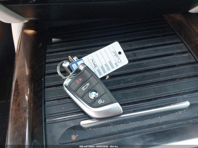 2015 Bmw X5 Xdrive50i მანქანა იყიდება აუქციონზე, vin: 5UXKR6C58F0J78142, აუქციონის ნომერი: 44778934