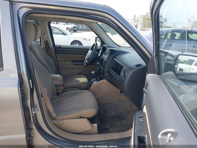 2014 JEEP PATRIOT 1C4NJPBA1ED596107 Photo 4