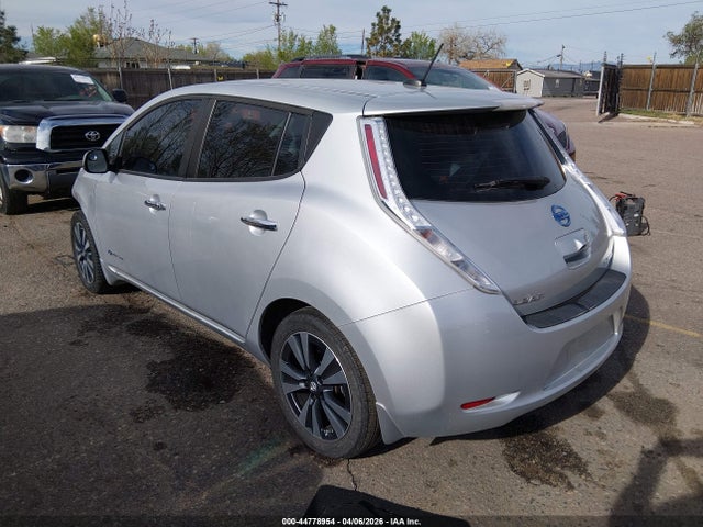 1N4BZ0CP8HC307407 Nissan LEAF SV