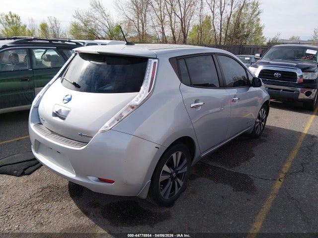 1N4BZ0CP8HC307407 Nissan LEAF SV
