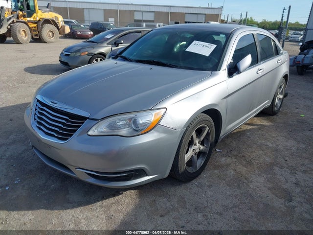 Aukcja sprzedaży 2013 Chrysler 200 Lx, vin: 1C3CCBAB2DN641101, numer aukcji: 44778962