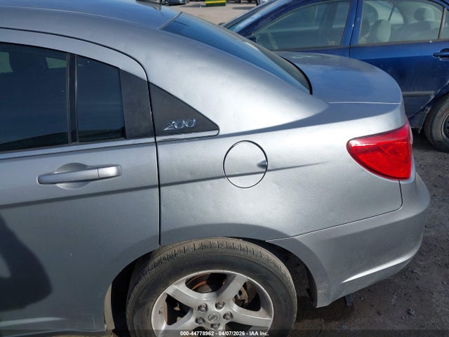 Aukcja sprzedaży 2013 Chrysler 200 Lx, vin: 1C3CCBAB2DN641101, numer aukcji: 44778962