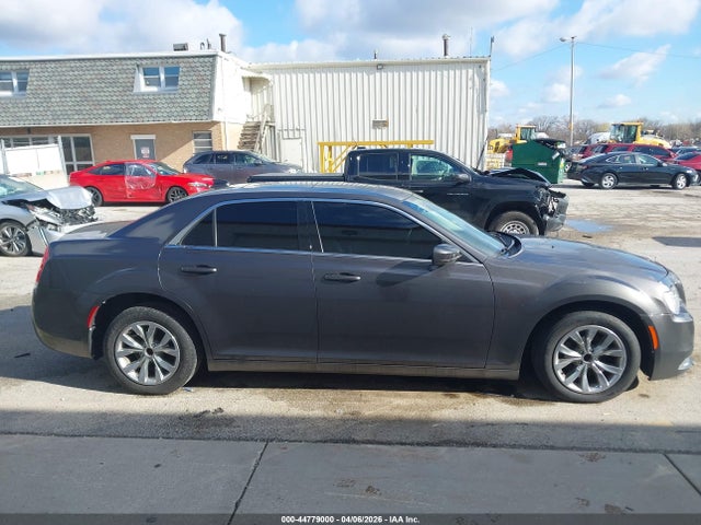 Aukcja sprzedaży 2015 Chrysler 300 Limited, vin: 2C3CCAAG3FH899225, numer aukcji: 44779000