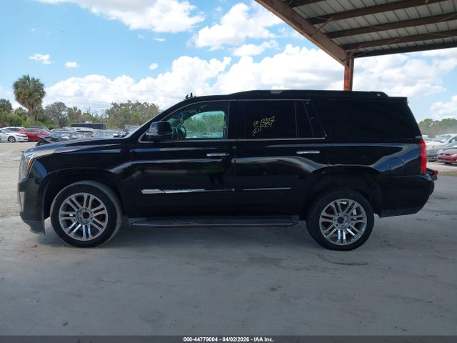 2016 Cadillac Escalade Standard მანქანა იყიდება აუქციონზე, vin: 1GYS3AKJ3GR101500, აუქციონის ნომერი: 44779004
