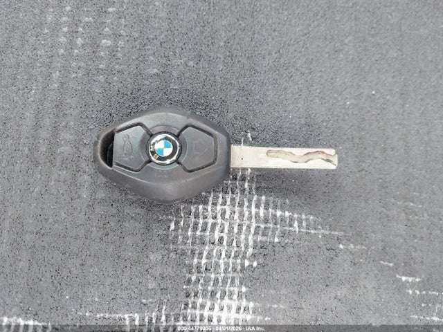 2004 Bmw 325i მანქანა იყიდება აუქციონზე, vin: WBAAZ33484KP89130, აუქციონის ნომერი: 44779006