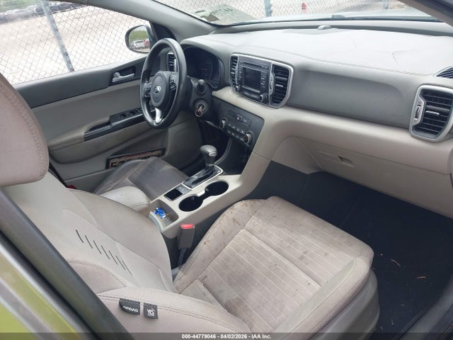 2018 Kia Sportage Lx მანქანა იყიდება აუქციონზე, vin: KNDPM3AC7J7370223, აუქციონის ნომერი: 44779046