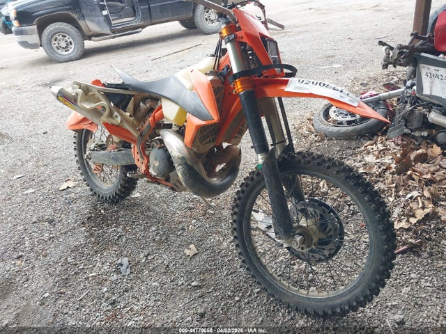 KTM 300 Xc-w Tpi 2022 VBKXWM235NM365008 zdjęcie główne