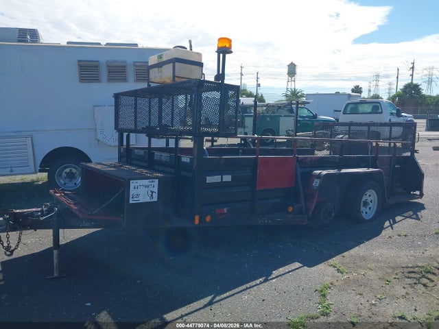 44779074 :رقم المزاد ، 1M9BE1421BL516233 vin ، 2011 Utility Trailer مزاد بيع