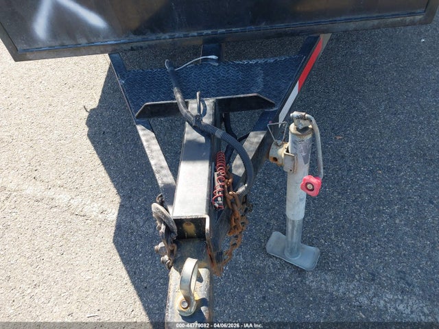 44779082 :رقم المزاد ، 1M9BE1425CL516415 vin ، 2012 Utility Trailer مزاد بيع