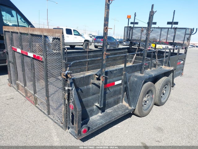 44779082 :رقم المزاد ، 1M9BE1425CL516415 vin ، 2012 Utility Trailer مزاد بيع