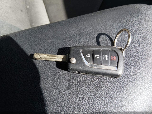 Toyota CAMRY LE 2020 4T1C11AK9LU368203 Image 11