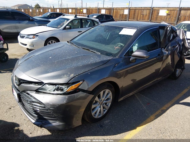 Toyota CAMRY LE 2020 4T1C11AK9LU368203 Image 2