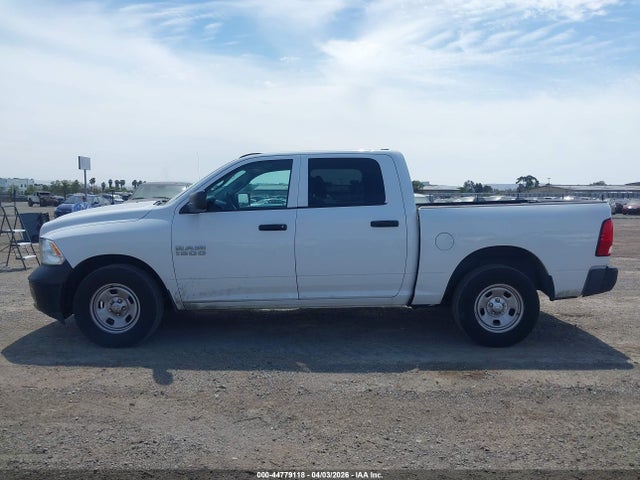 1C6RR6KG0HS768742 RAM 1500 Tradesman 4x2 5&#039;7 Box