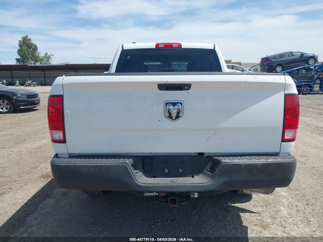 1C6RR6KG0HS768742 RAM 1500 Tradesman 4x2 5&#039;7 Box