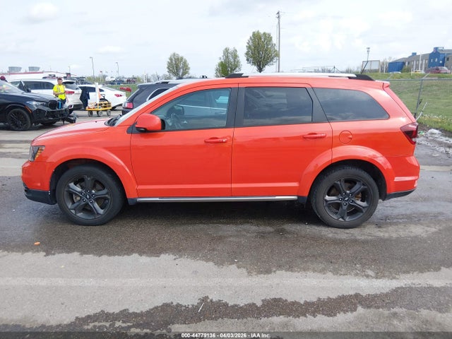 44779136 :رقم المزاد ، 3C4PDCGGXKT773538 vin ، 2019 Dodge Journey Crossroad مزاد بيع
