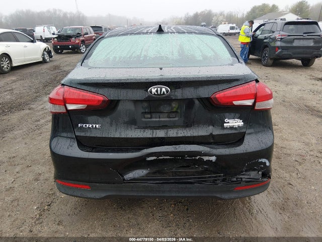 44779150 :رقم المزاد ، 3KPFK4A75HE029178 vin ، 2017 Kia Forte Lx مزاد بيع