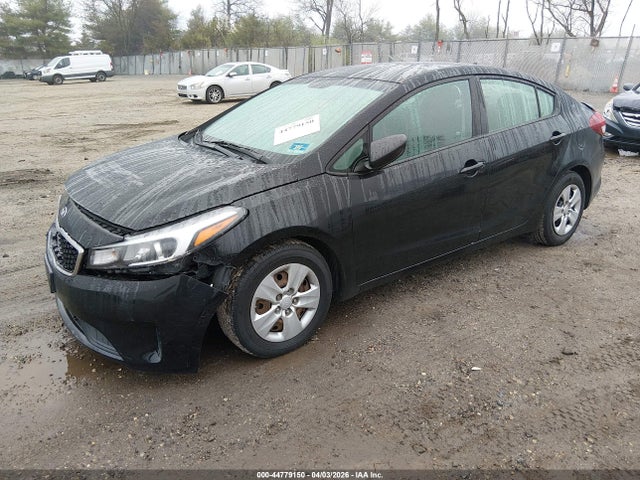 44779150 :رقم المزاد ، 3KPFK4A75HE029178 vin ، 2017 Kia Forte Lx مزاد بيع