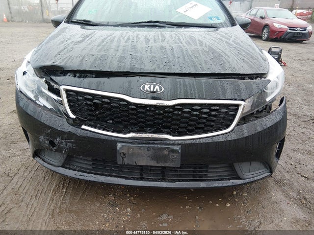 44779150 :رقم المزاد ، 3KPFK4A75HE029178 vin ، 2017 Kia Forte Lx مزاد بيع