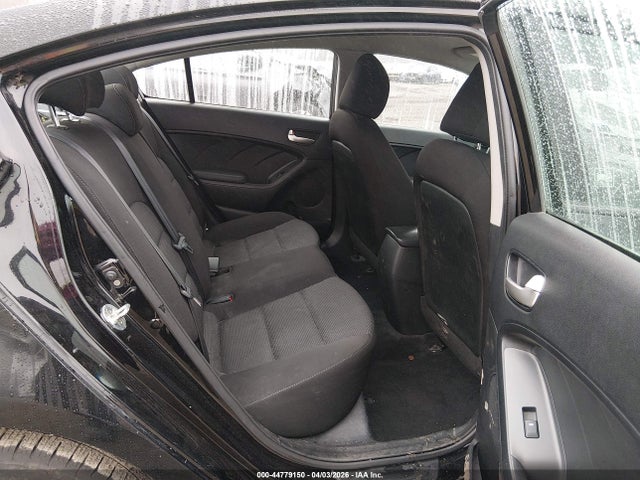 44779150 :رقم المزاد ، 3KPFK4A75HE029178 vin ، 2017 Kia Forte Lx مزاد بيع