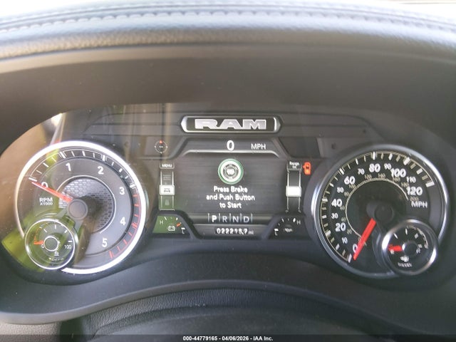 44779165 :رقم المزاد ، 3C6UR5NL3RG134783 vin ، 2024 Ram 2500 Laramie Crew Cab 4x4 6'4 Box مزاد بيع