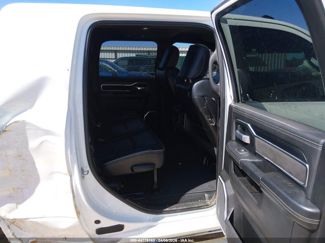 44779165 :رقم المزاد ، 3C6UR5NL3RG134783 vin ، 2024 Ram 2500 Laramie Crew Cab 4x4 6'4 Box مزاد بيع