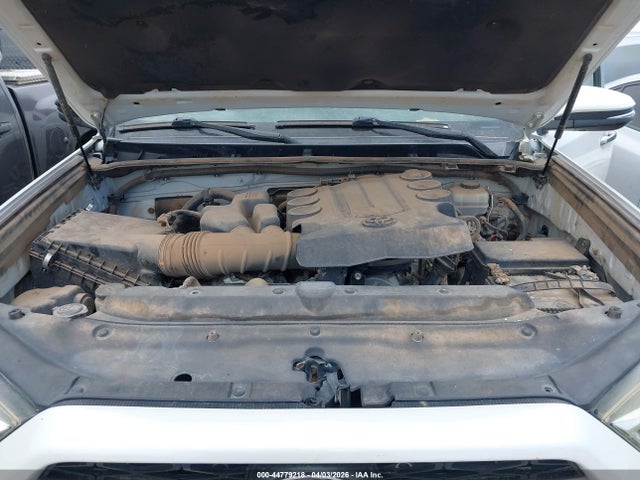 Auction sale of the 2015 Toyota 4runner Limited, vin: JTEBU5JR1F5268375, lot number: 44779218