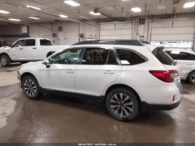 Aukcja sprzedaży 2015 Subaru Outback 2.5i Limited, vin: 4S4BSBLC4F3211614, numer aukcji: 44779227