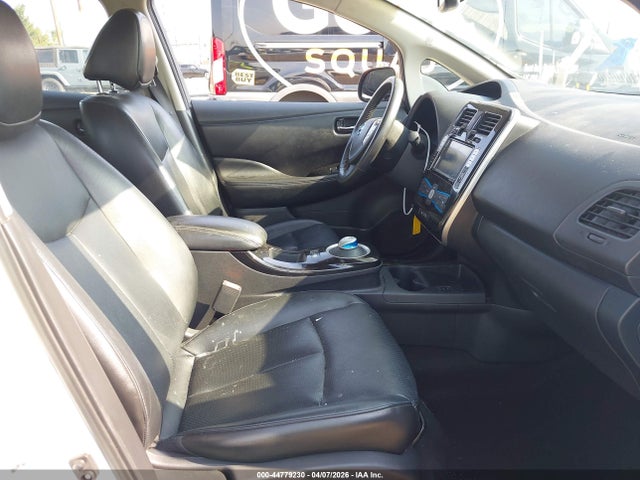 2016 NISSAN LEAF 1N4BZ0CP7GC309633 Photo 4