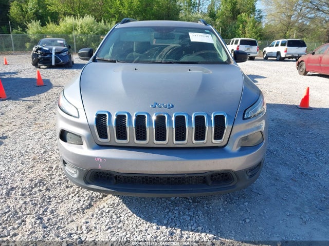 1C4PJLAB0GW161081 Jeep Cherokee Sport