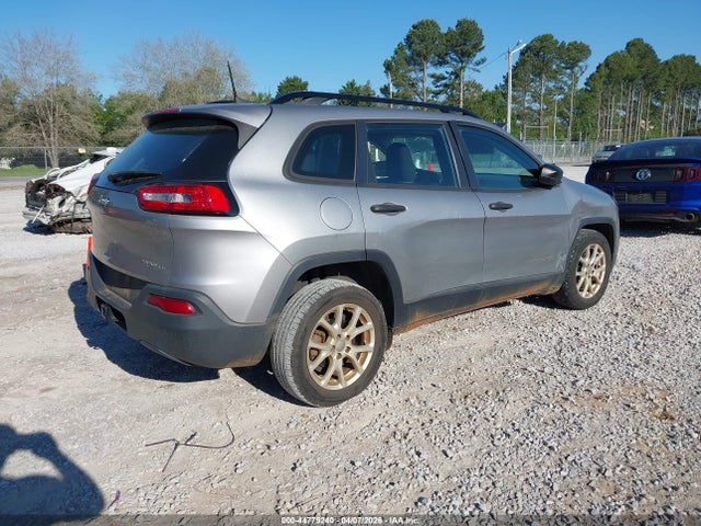 1C4PJLAB0GW161081 Jeep Cherokee Sport